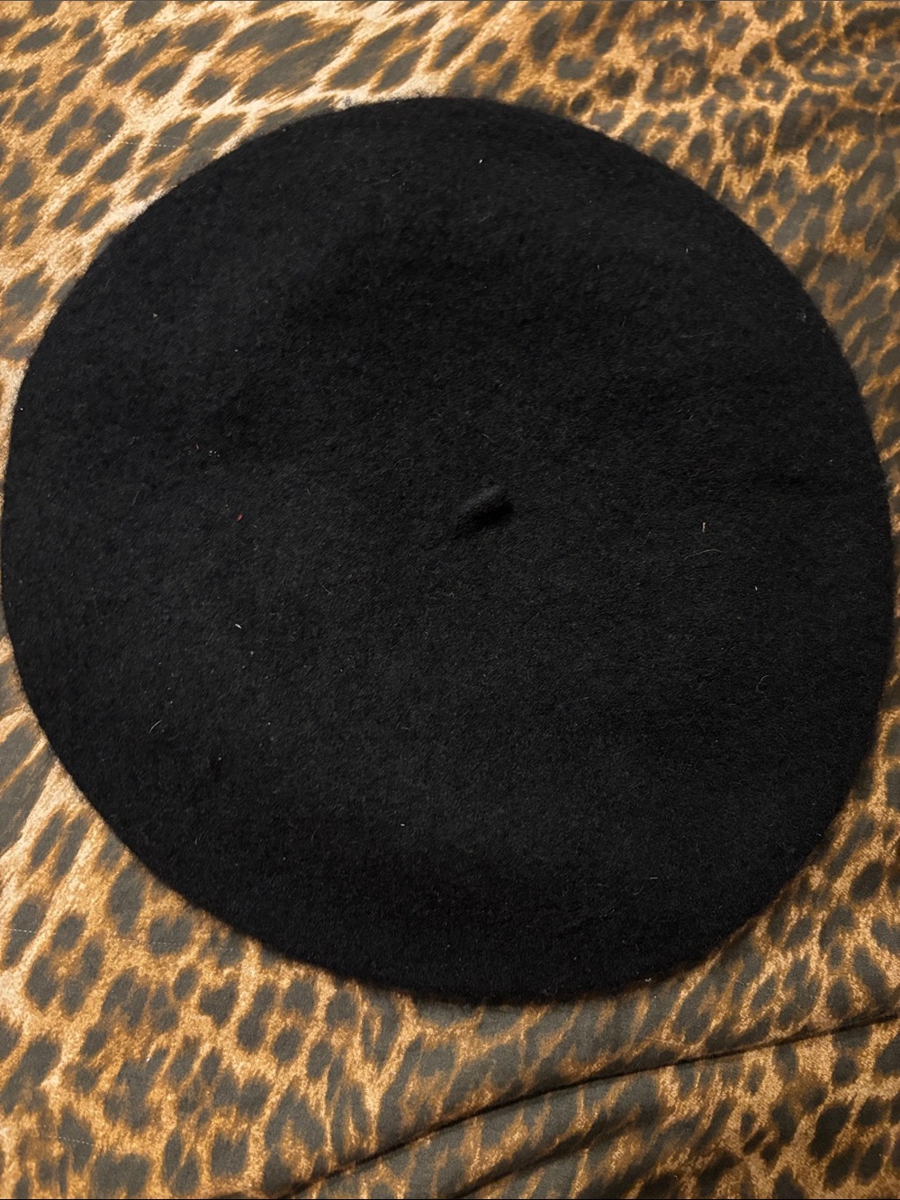 Classic Black Wool Beret by Fifth Avenue (ARLIN)